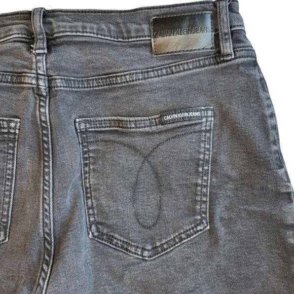 Calvin Klein Jeans High Rise Distressed Hem Shorts - Picture 6 of 11